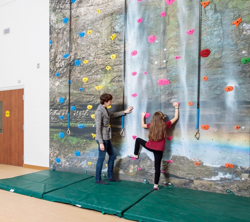 ron-joyce-hospital-indoor-climbing-wall