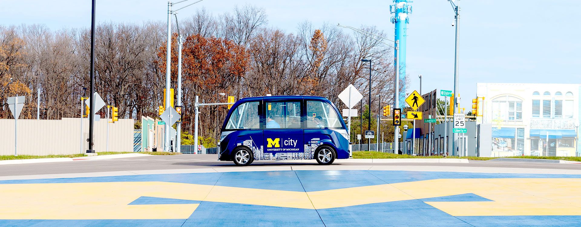 Automated vehicles roadside infrastructure